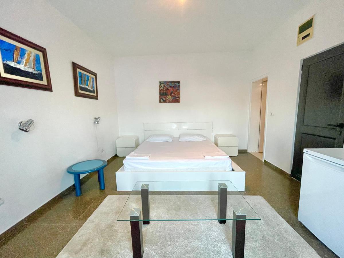בודווה Sea View Apartments Milo מראה חיצוני תמונה